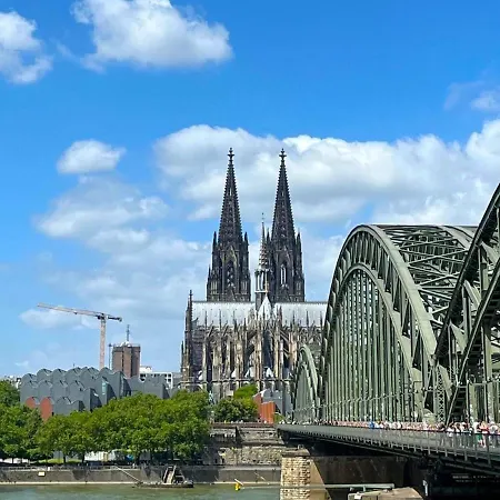 Panorama Koeln * 弗雷兴